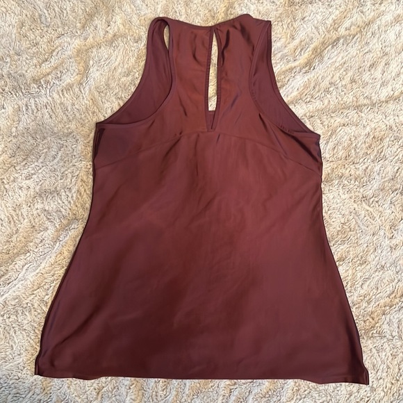 GYMSHARK workout top - Picture 3 of 5